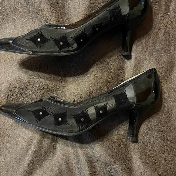 Confort Black Pumps never worn. size 38.5. - Picture 3 of 4